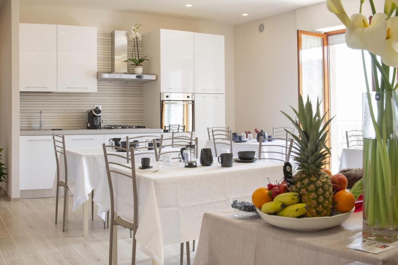 B&B Alba Sul Mare Guest House มาสซิญาโน ภายนอก รูปภาพ